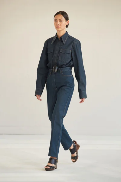 Look 34